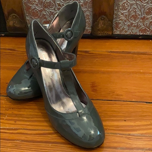 Grey patent Gabrielle Rocha Mary Janes - Picture 1 of 4